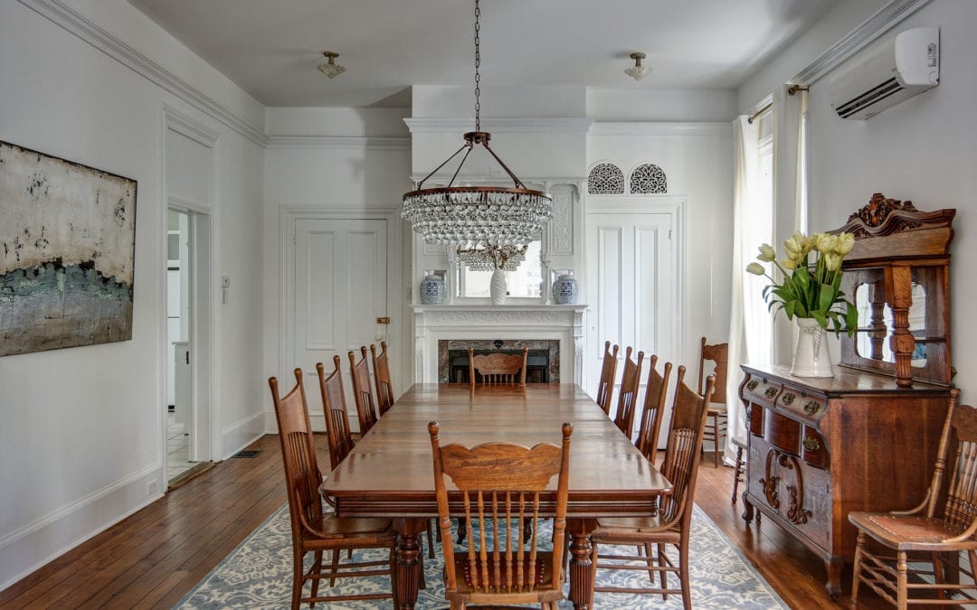 The Main House at The Ashley Rose is perfect for larger groups and families. Here are some photos of our newly renovated dining room.