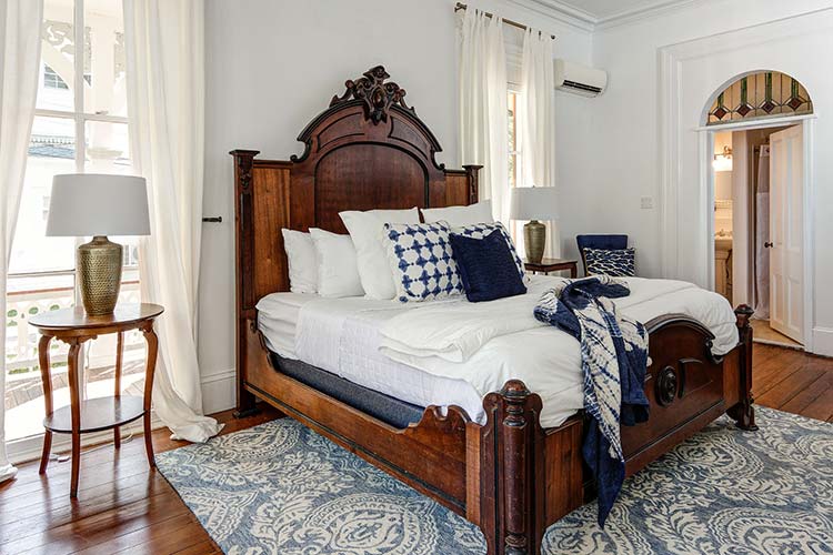 | Ashley Rose cape may cottage rental room